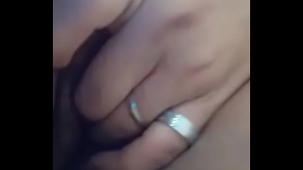 Chica de 18 años tocandose para mi