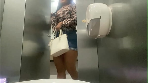 HIDDEN CAMERA IN SHOPPING CENTER BATHROOM