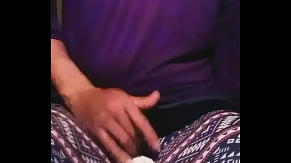 Download Video - Jewel split pants yoga