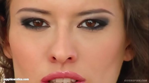 Download Video - New SapphiX presents Nella masturbating