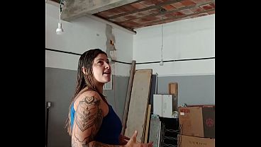A married boss visits the construction site alone and provokes the construction worker into giving her oral sex and offering him her vagina.