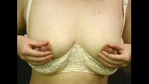 thumb breastmilk2