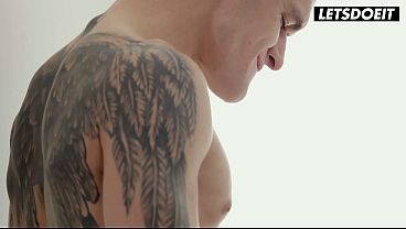 I Get My Pussy Eaten Raw Before Deepthroating His Cock