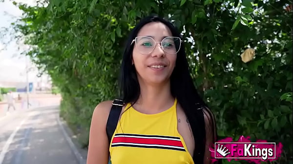 Download Video - BAREBACK casting for young Sole&excl; She proves us she's wild at fucking hard