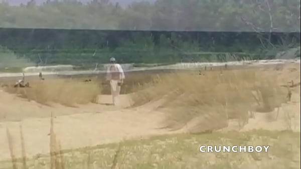 157 amazing exhib in public beach with twink and muscle boys