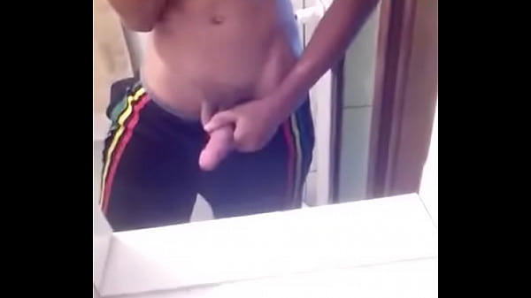 Download Video - Punheta no banheiro