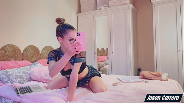 Sex with a nerdy girl was much better than with many sluts