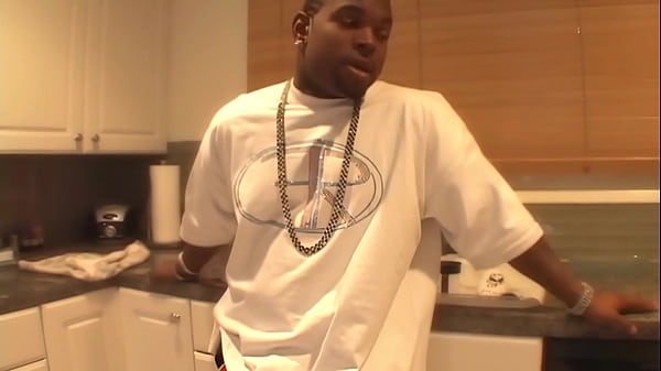 Lexi Bardot Wants To Get Her Ass Stuffed