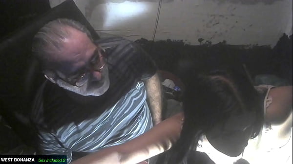 SHE SUCKS MY COCK - I SUCK HER PUSSY