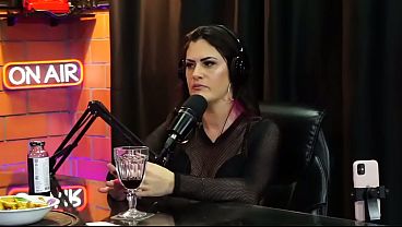 Couples talks about starting couples on swing. Amanda Smell elected the sexiest in Brazil.
