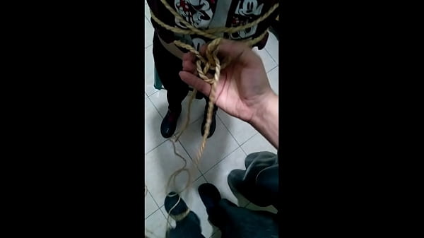 Fetisch-Fest: Chéri Hérouard's geheime Kunstschule