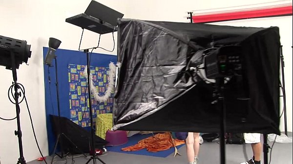 Download Video - Wanted - Dominika