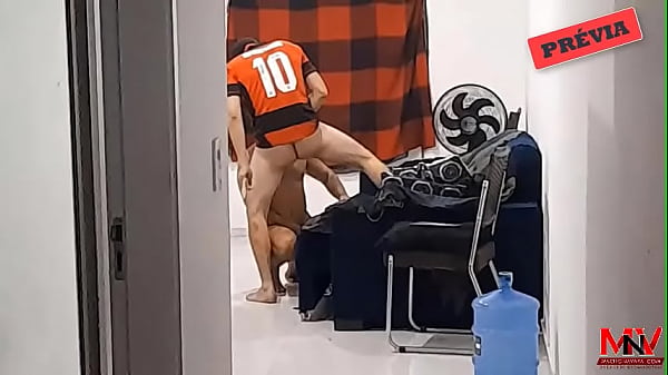 AS AVENTURAS DO NEGÃO PAUZUDO CONTRATADO PRA FUDER