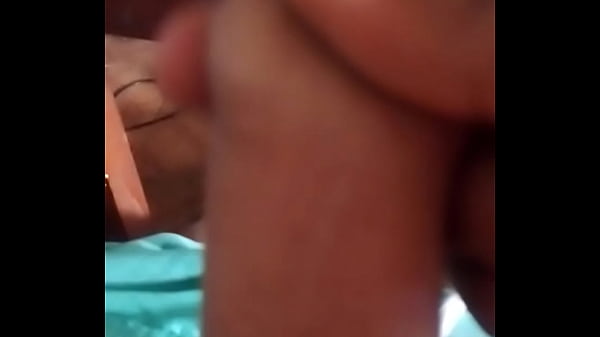 Quiero una putita para que me ayude