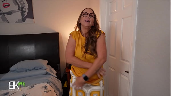 StepMom FINALLY Divorced! Trailer4