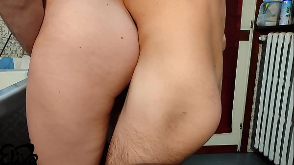 Quickie in the bathroom with CREAMPIE in HAIRY ...