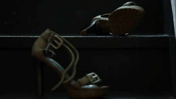 Detive pega marido no flagra com a amante