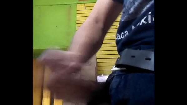 Download Video - Dick flash in work