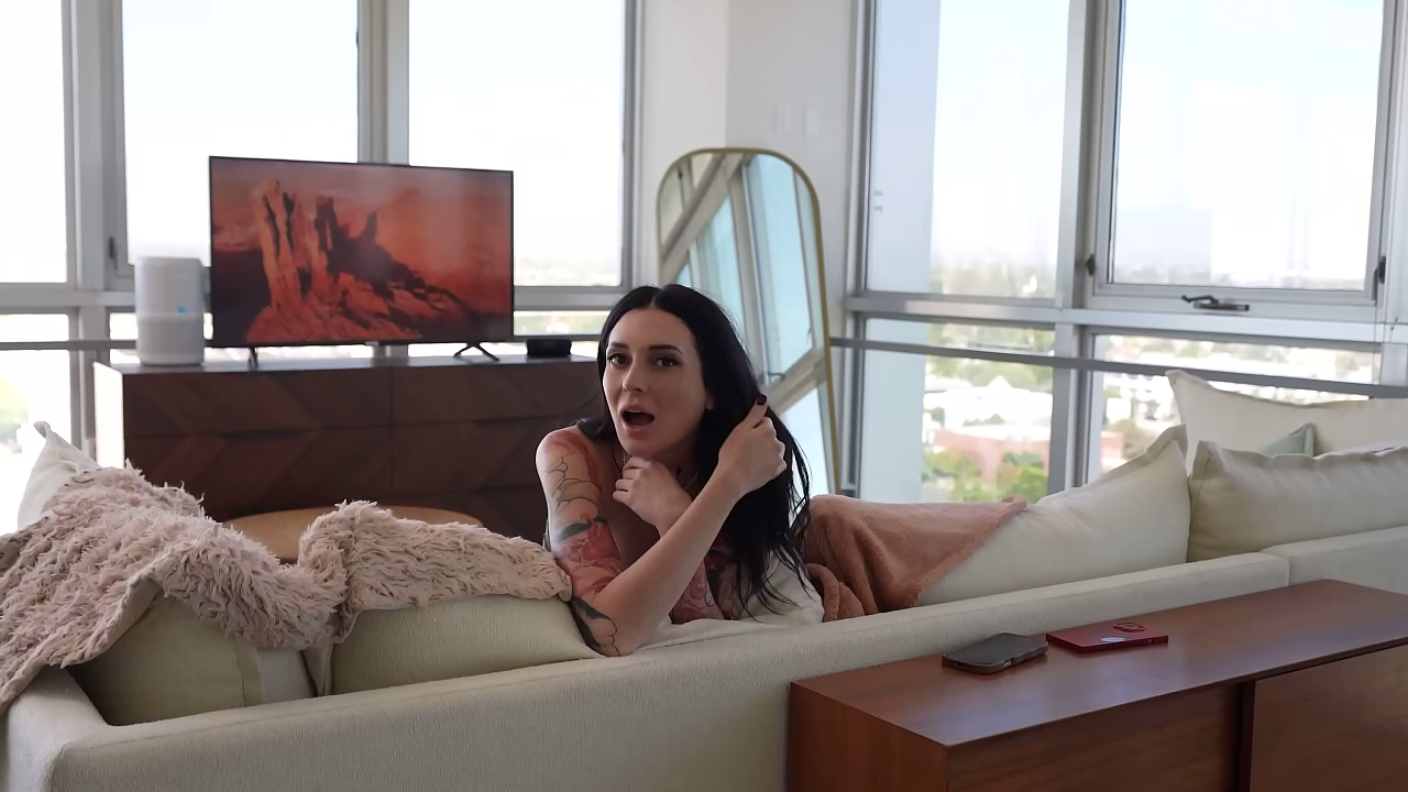 Caught my goth gf fucking my slutty lesbian step sis – THREESOME – Charlotte Sins Ivy Ireland Lev Lieben