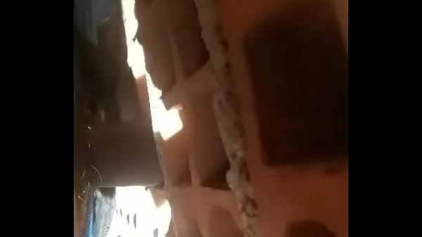 Download Video - Comendo tijolo twitter &commat;gordingostoso13