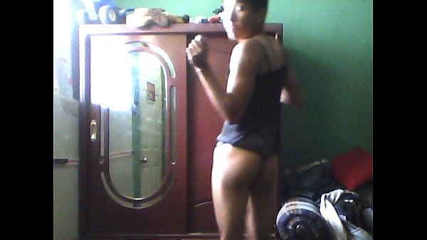 Sissy Dancing looking for men