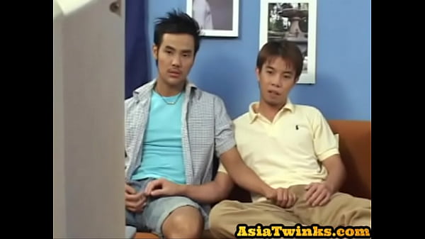 Japanese twink dick blowing before bareback dog...