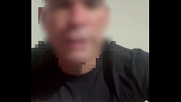 INITIATION OF THE YOUNG COUPLE: IN THE CAR ON THE WAY TO THE MOTEL, THE WIFE ALREADY SAT ON MY DICK WHILE THE HUSBAND WAS DRIVING – COMPLETE IN THE RED