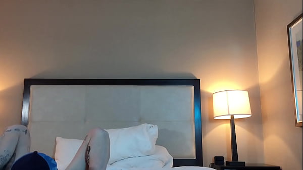 Eating Hot Petite Woman's Pussy