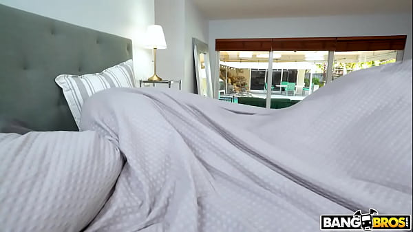 Horny Roommate Gets Creampied