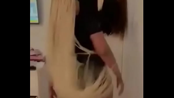 Angolan slut Neth horsetail butt busty