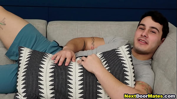 Muscular jocks threesome gay sex after workout