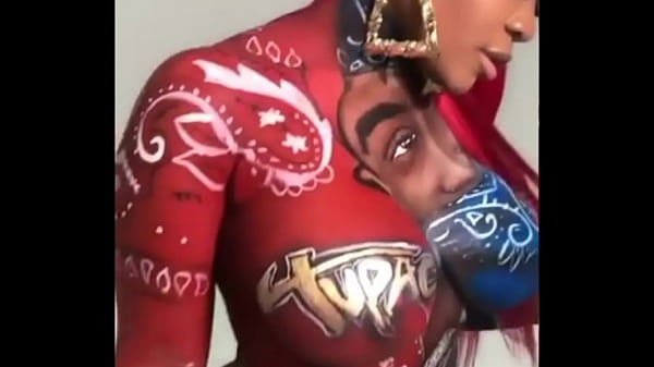 Fanática de TuPac Shakur
