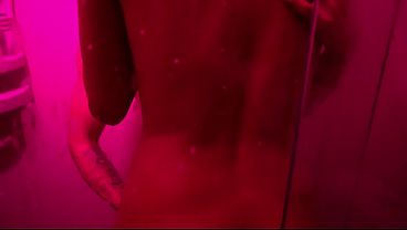 free My hairy girlfriend gave me a blowjob in the shower while we listened to indie music