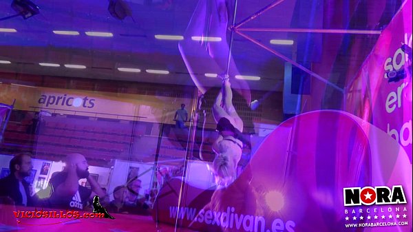 Streep Tease & Pole Dance