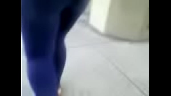 peruvian culona in train 5