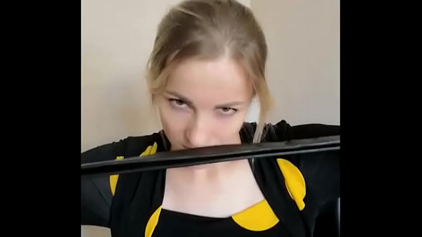 Я играю в госпожу. Повинуйся мне раб. Грязные р...