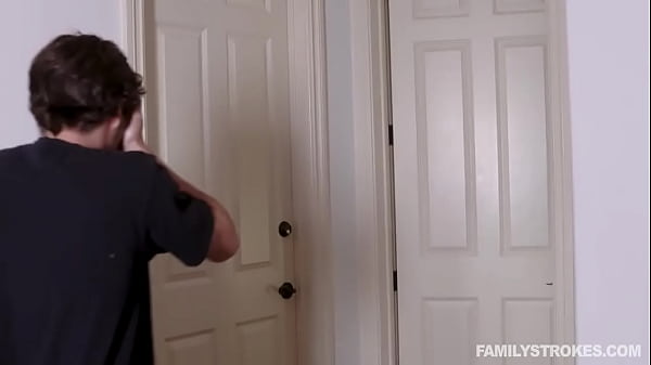 Tyler nixon eating up his stepmom crystal rush matured stretched pussy