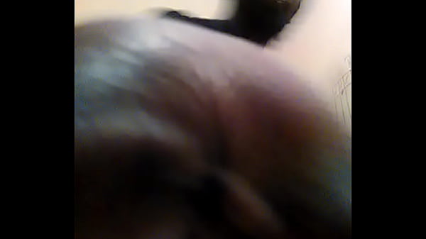 thumb tuesday nut