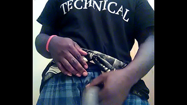 thumb tuesday nut