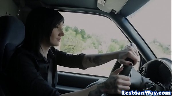 Tattooed lesbian fingerfucking babe