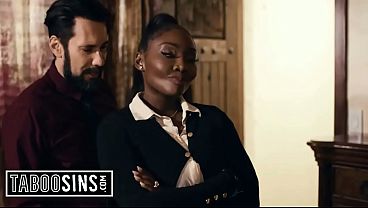 Curvy Black Real Estate Agent Fucks with the Client to Close the Deal