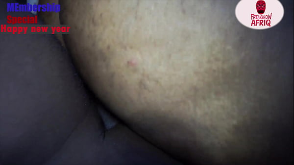 FREAK STEPMOM USES HUGE ASS TO WELCOME STEPSON FOR NEW YEAR. 4K
