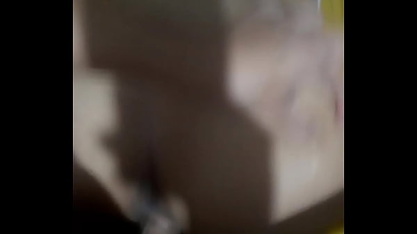 Novinha De Guapiaçu Gibt Leckeres Doggy Bis Zum Abspritzen