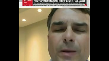 Politico Corrupto Sendo enrrabado Por Jornalistas Aovivo