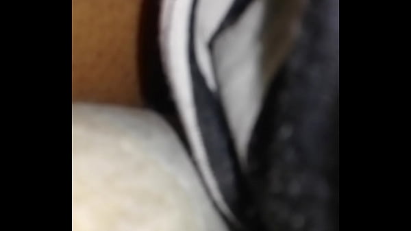 thumb wants it inside