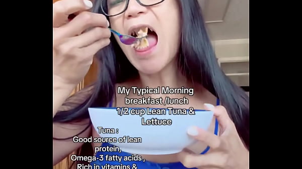 My Typical Morning breakfast/lunch: 1/2 cup Lean Tuna & LettuceGeorgia