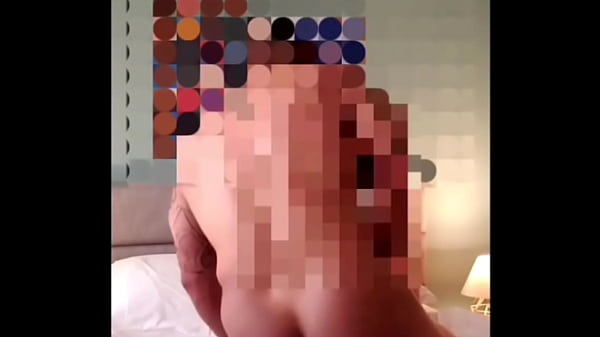 I called my best friend's husband to eat my pussy at the cheap hotel