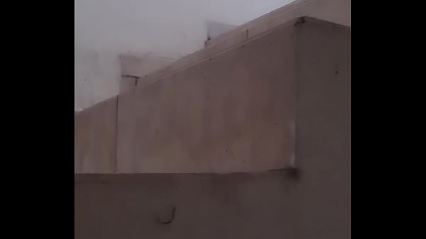 Nk El Vergon - Escucho un gemido, corto pero rico a la par de mi departamento