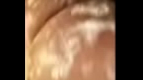 sexy slim eating pussy