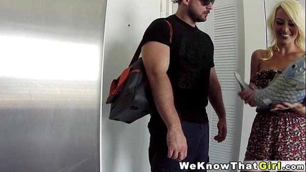 Perfect body teen fuck Kali Kavalli 1